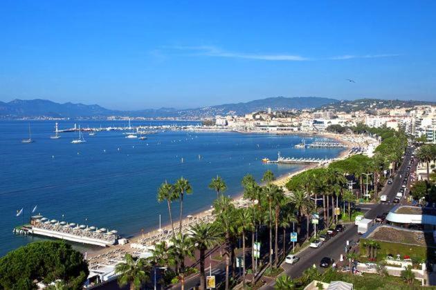 Sleep In Cannes Between Sea And Mountains Apartment Exterior photo